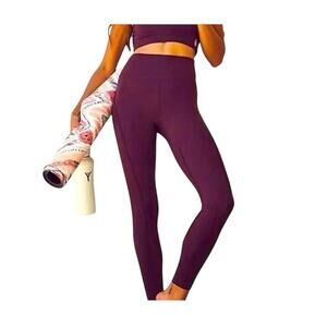 NWT FP Movement by Free People Hearts Aflutter Ruffle Leggings Fig Jam Small